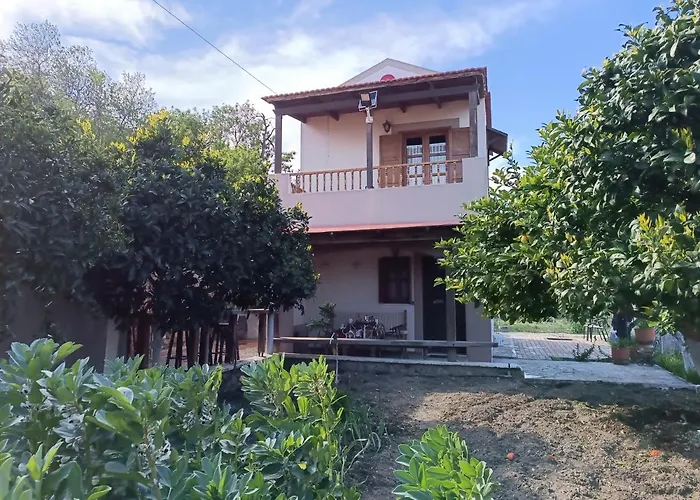 Traditional Thea Home